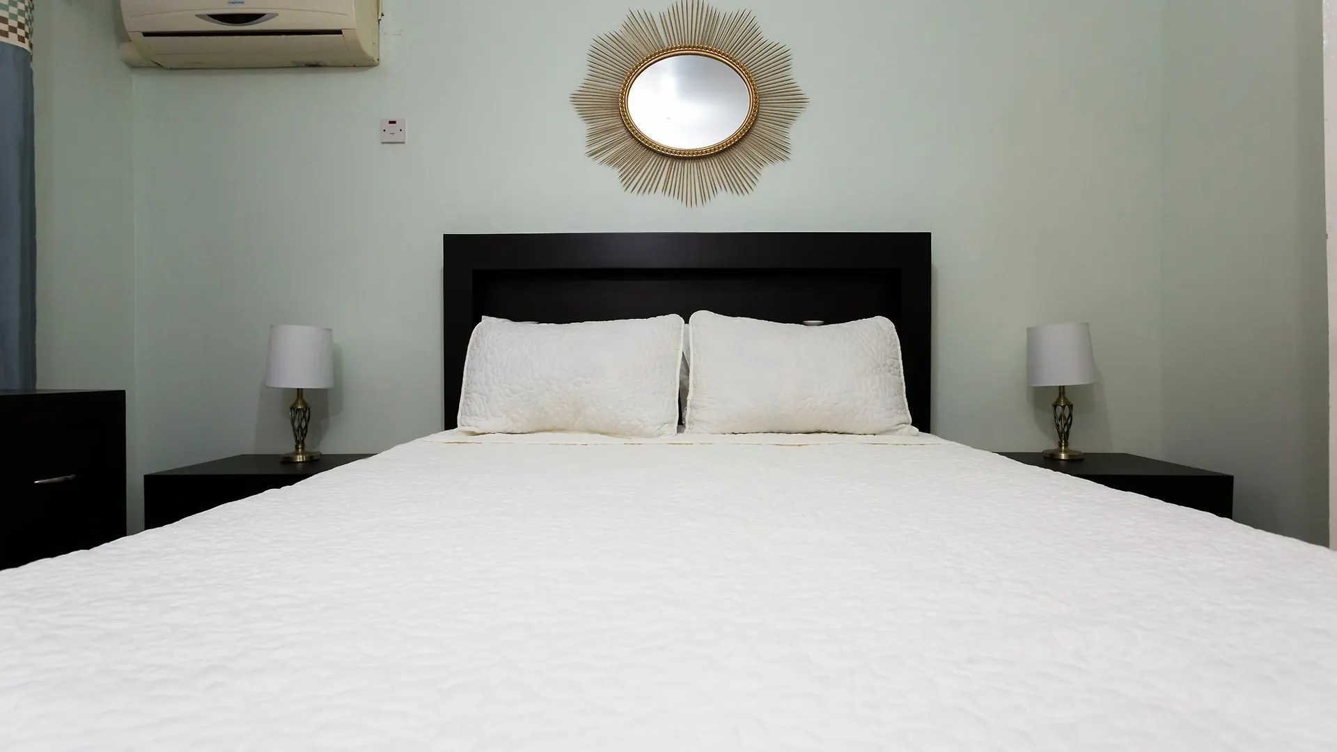 The Y Guest Apartment Κίνγκστον Τζαμάικα